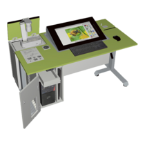 Ein moderner Arbeitsplatz mit grüner Tischplatte, Touchscreen-Monitor, Tastatur und Ablagefächern